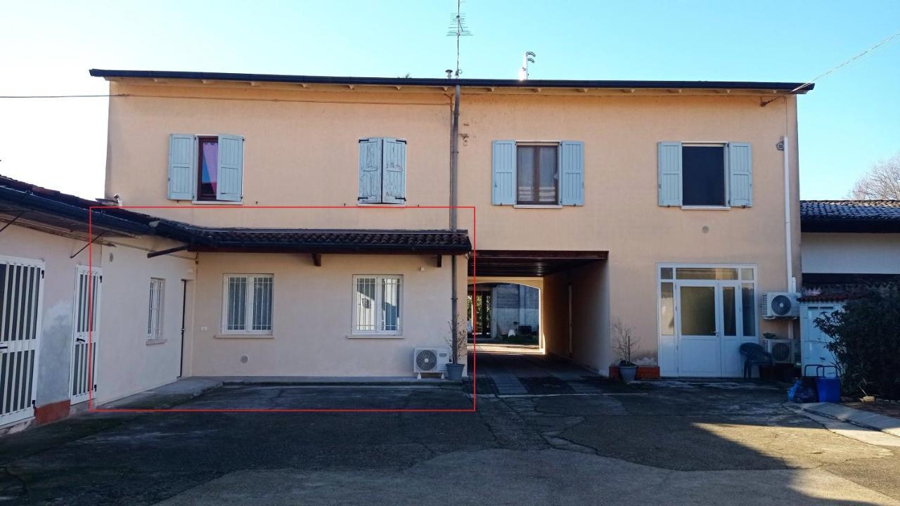 Casa Vacanze Anacleto Verolanuova ภายนอก รูปภาพ